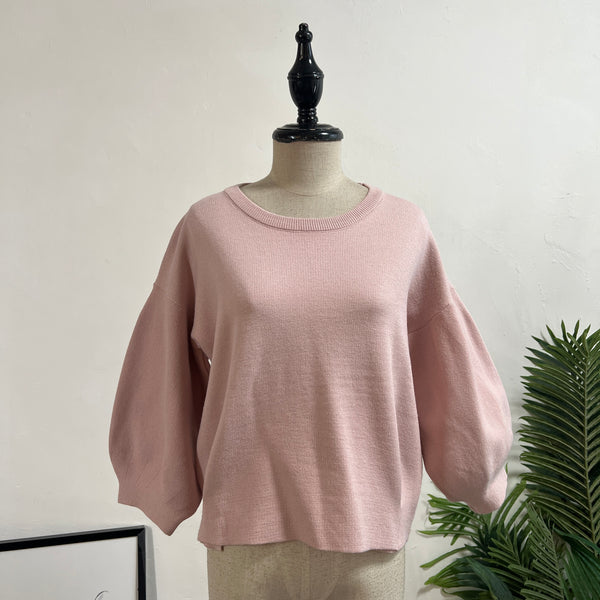 241057 - Simple Knit Top (40% Off)