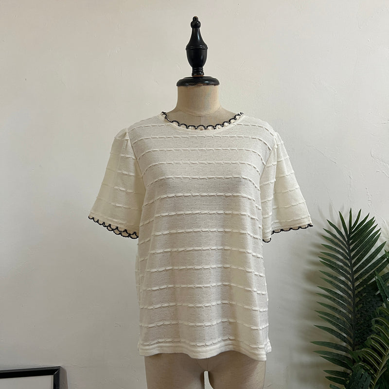 250062 - Round Neck Top