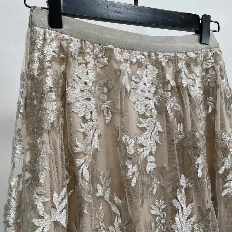 240115 - Embroidered Skirt